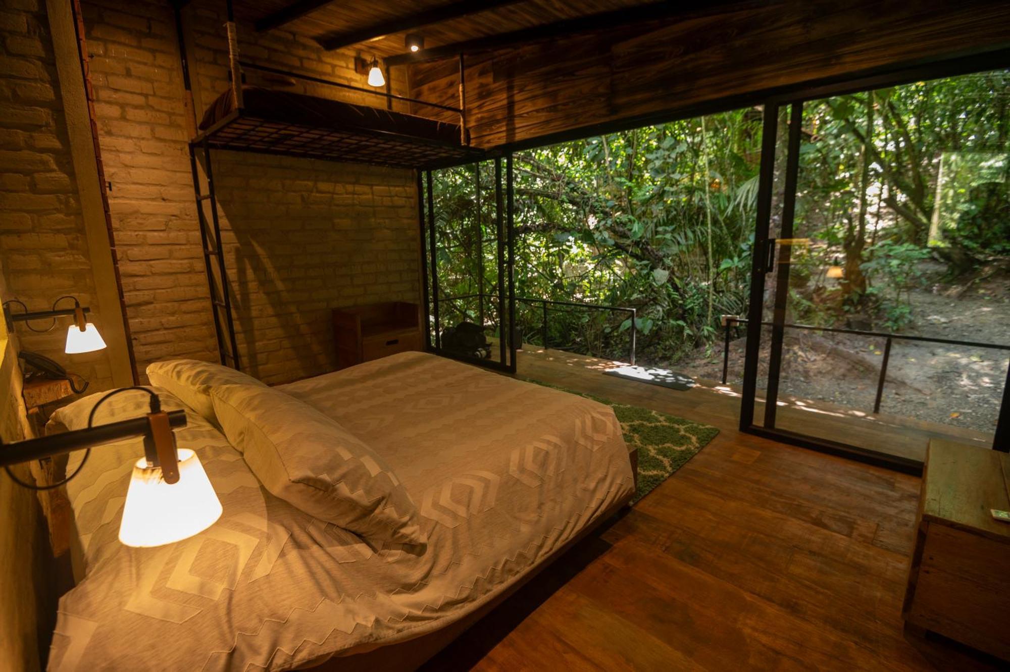Hamadryade Lodge Puerto Misahuallí Eksteriør billede